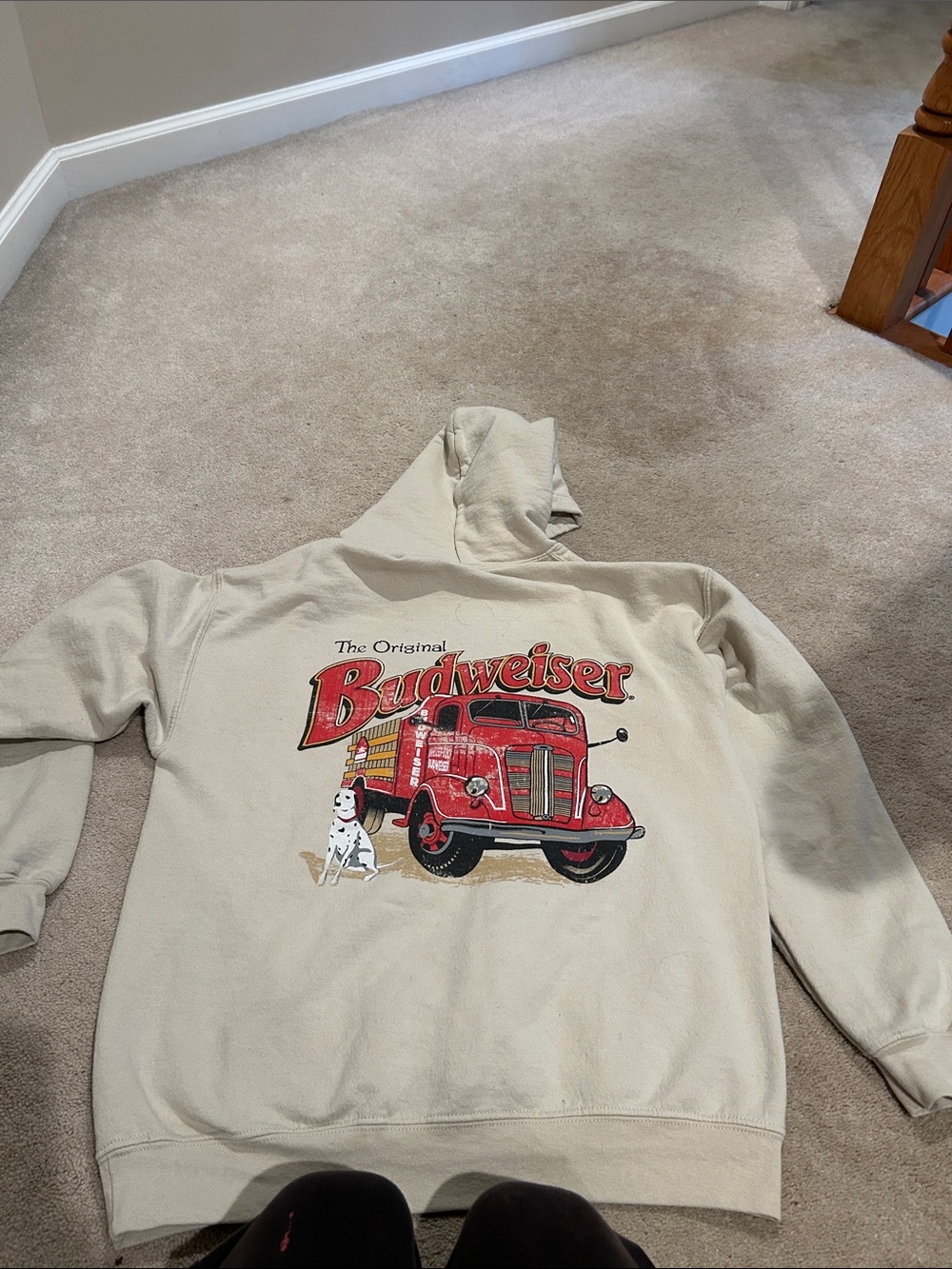 Budweiser Men’s Cream Crewneck with Red Vintage Truck Graphic